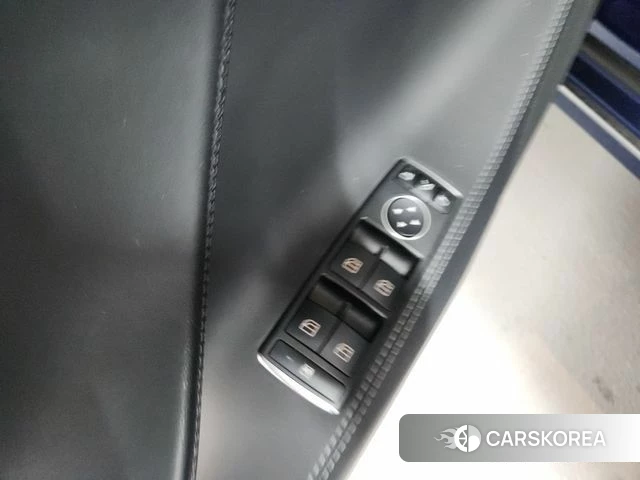 Tesla Model S id 4490190 из Кореи 18