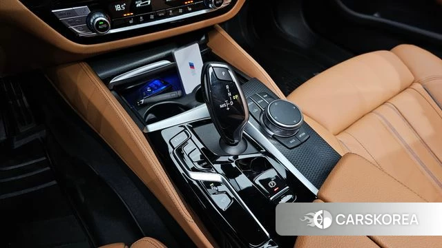 BMW 5 Series (G30) id 4935433 из Кореи 34
