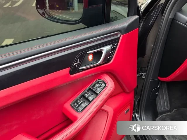 Porsche Macan id 3727395 из Кореи 19