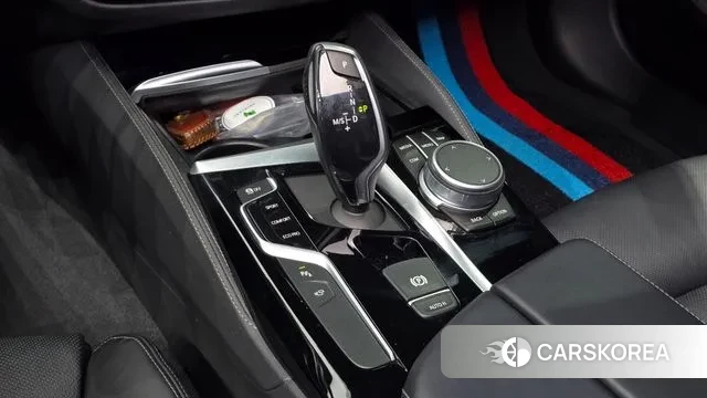 BMW 5 Series (G30) id 3562420 из Кореи 19