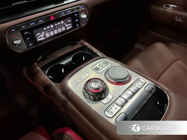 Genesis G90 (RS4) id 3701599 из Кореи 19