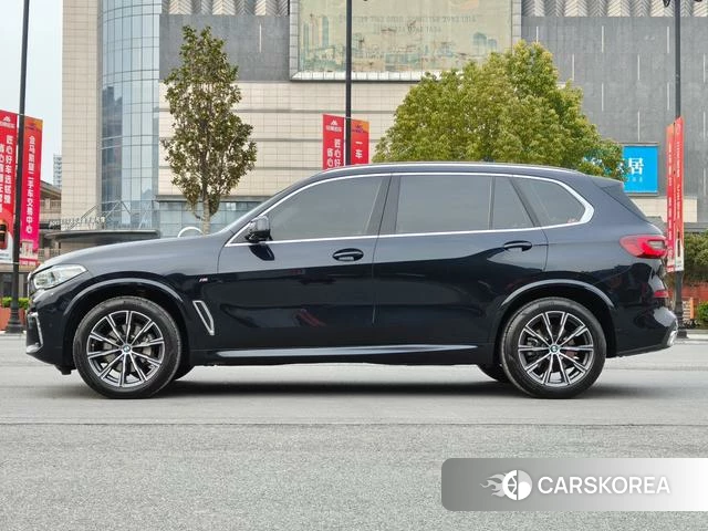BMW X5 id 3876138 из Китая 17
