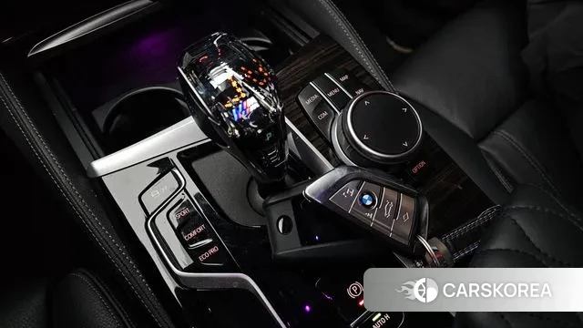 BMW 5 Series (G30) id 3348927 из Кореи 19