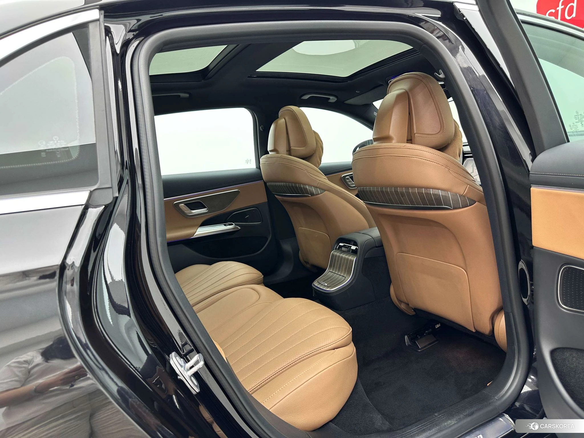 Mercedes-Benz E-class id 4467597 из Китая 32