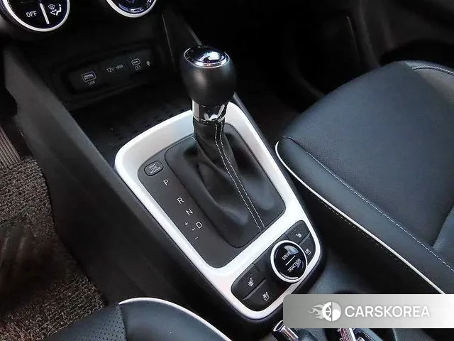 Hyundai Venue id 3383352 из Кореи 19