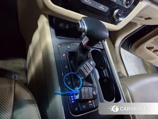 Kia All New Carnival id 3308291 из Кореи 19