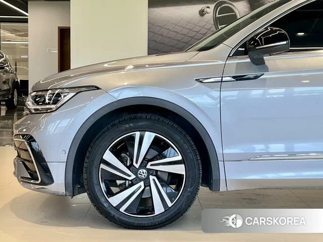 Volkswagen Tiguan X id 4254780 из Китая 15