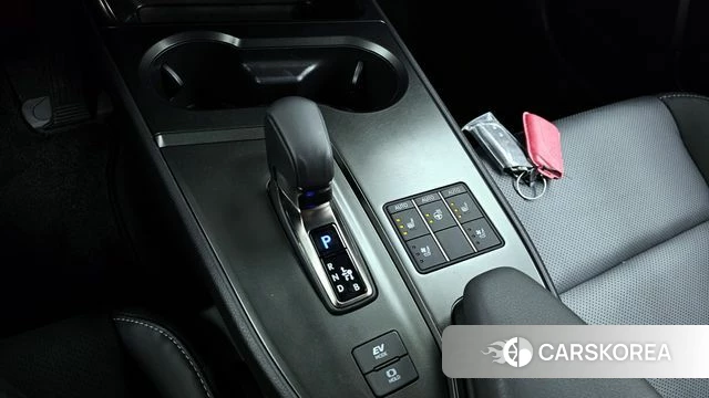 Lexus UX300h id 3825819 из Кореи 19