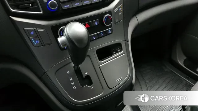 Hyundai The New Grand Starex id 2976530 из Кореи 19