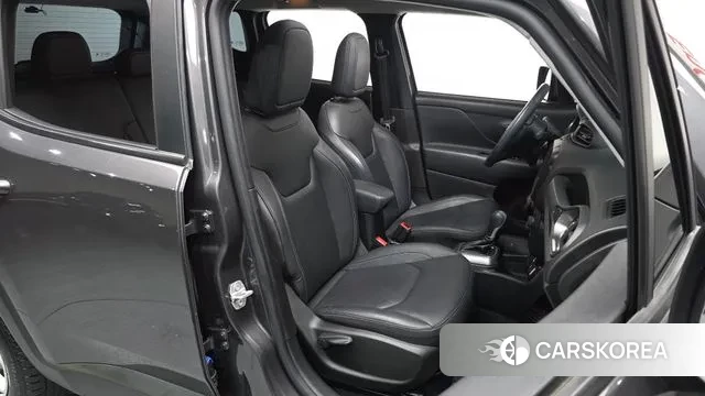 Jeep Renegade id 3612012 из Кореи 19