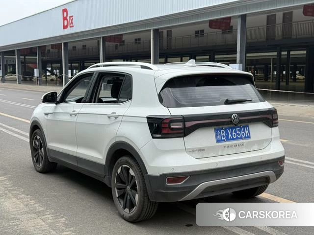 Volkswagen Exploring the shadow id 4297550 из Китая 11
