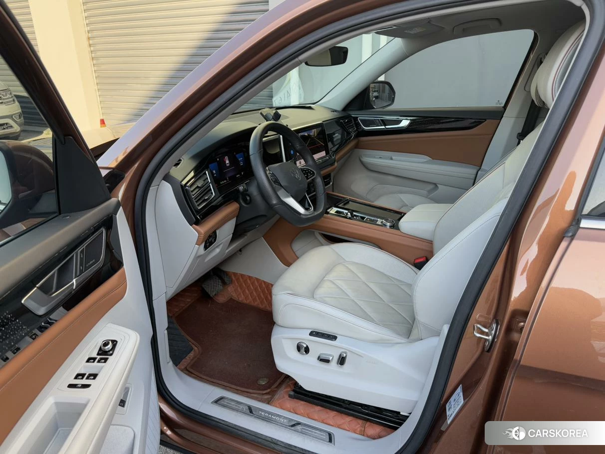 Volkswagen Tourang id 4452875 из Китая 10