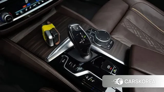 BMW 5 Series (G30) id 3601313 из Кореи 19