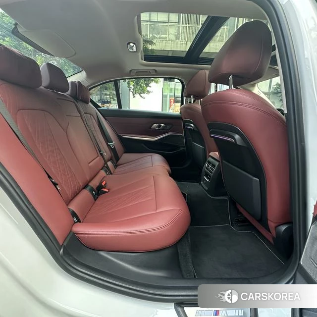 BMW 3 series id 4399965 из Китая 26