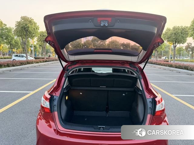 Nissan TIIDA id 4213972 из Китая 20
