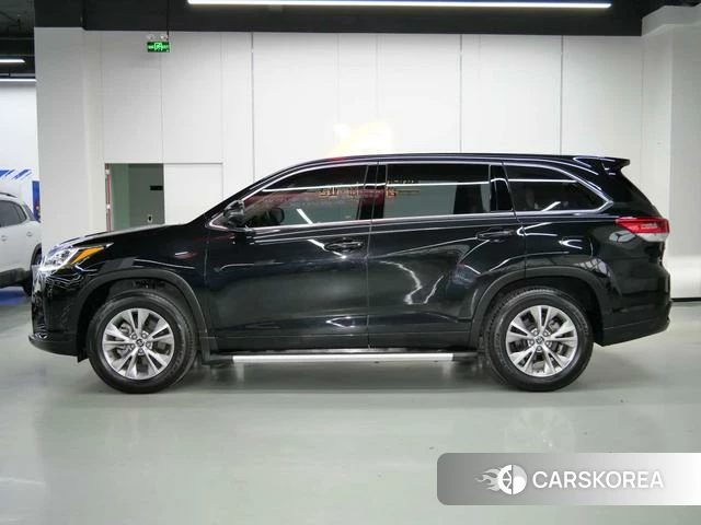 Toyota Highlander id 4221304 из Китая 9