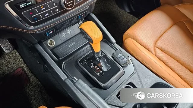 Ssangyong The New Rexton Sports Cannes id 3639738 из Кореи 19