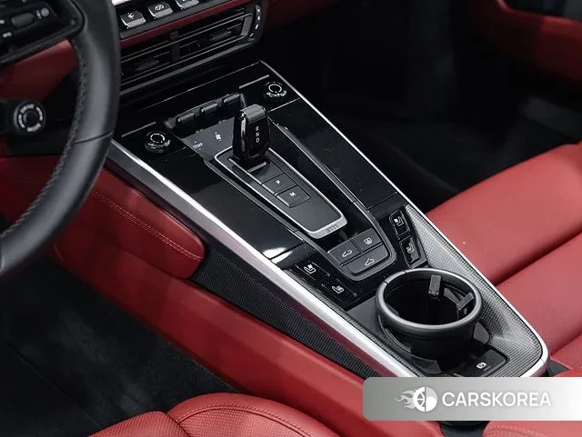 Porsche 911(992) id 3164082 из Кореи 19