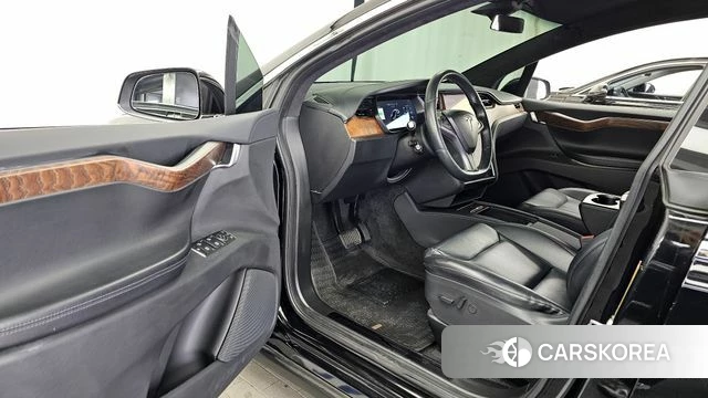 Tesla Model X id 3834197 из Кореи 19