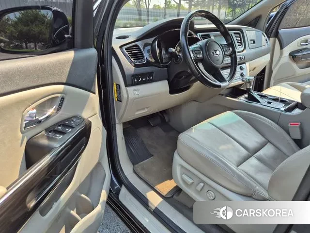 Kia The New Carnival id 3028771 из Кореи 18