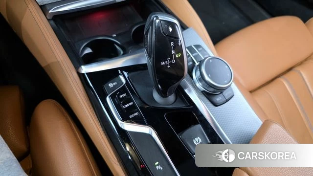 BMW 5 Series (G30) id 4311124 из Кореи 19