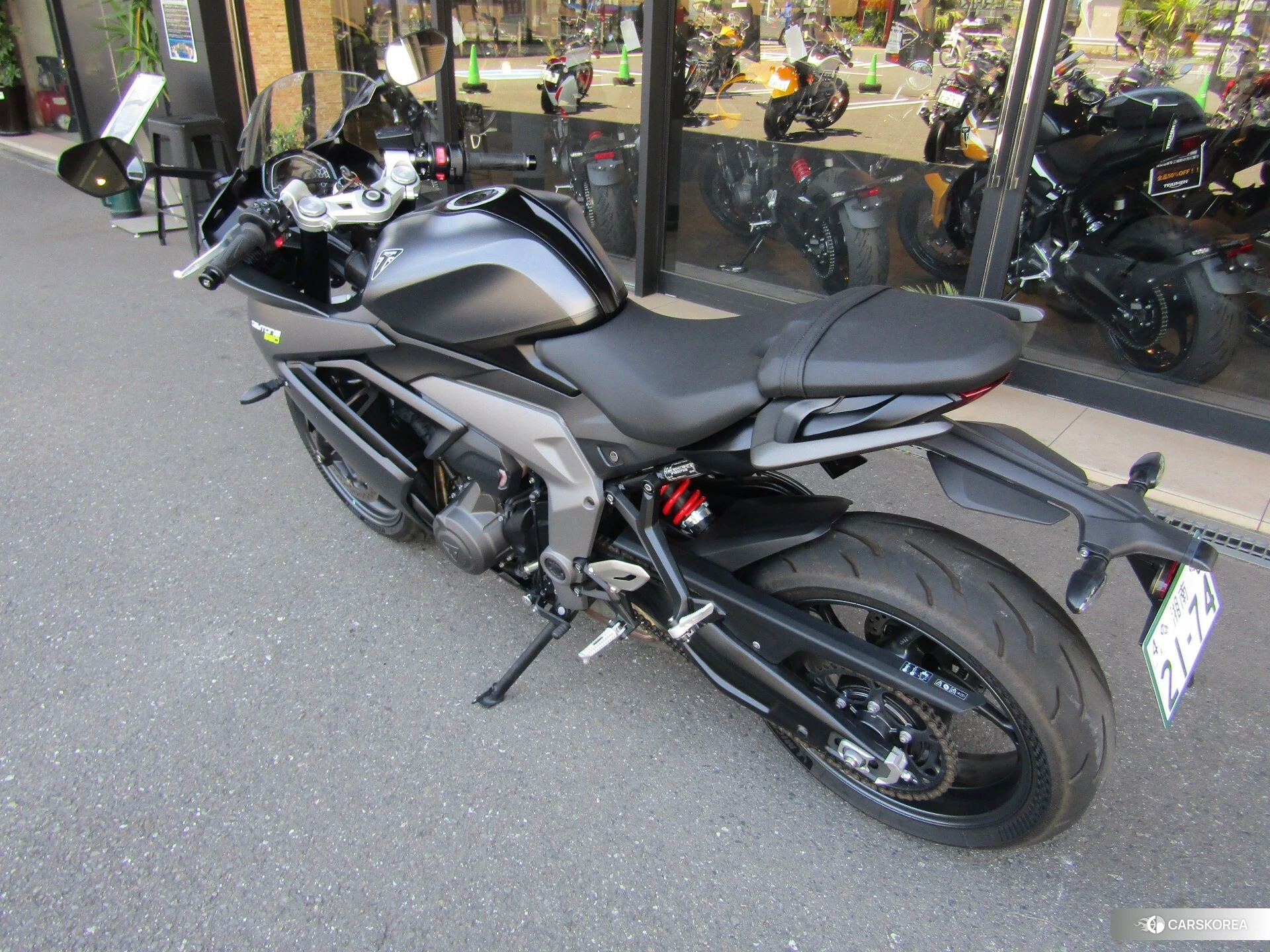 Triumph DAYTONA 660 id 4320221 из Японии 9