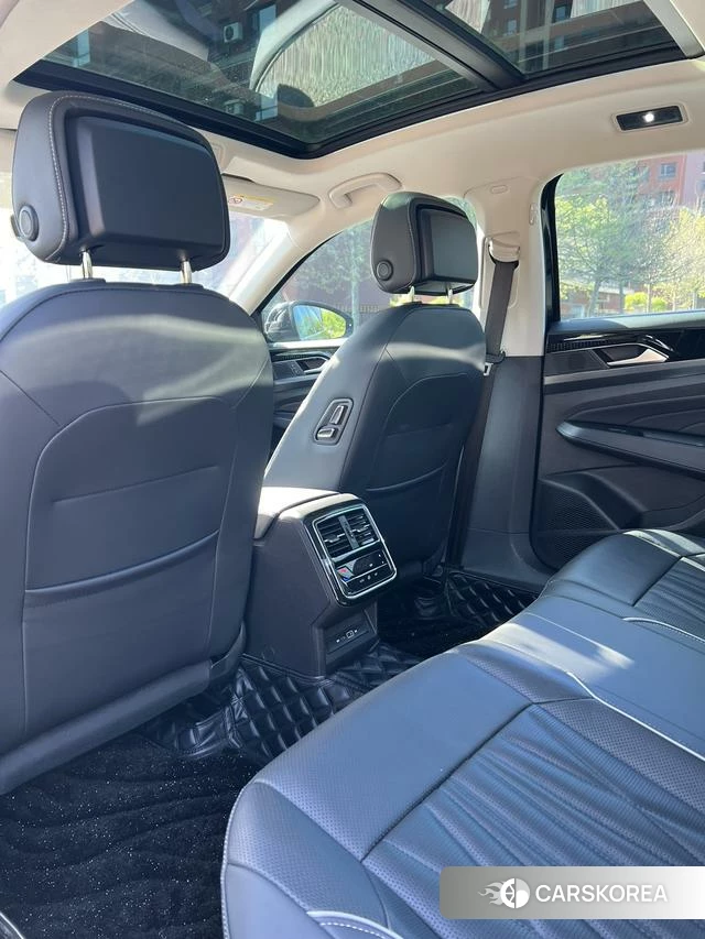 Volkswagen Passat id 4274102 из Китая 20