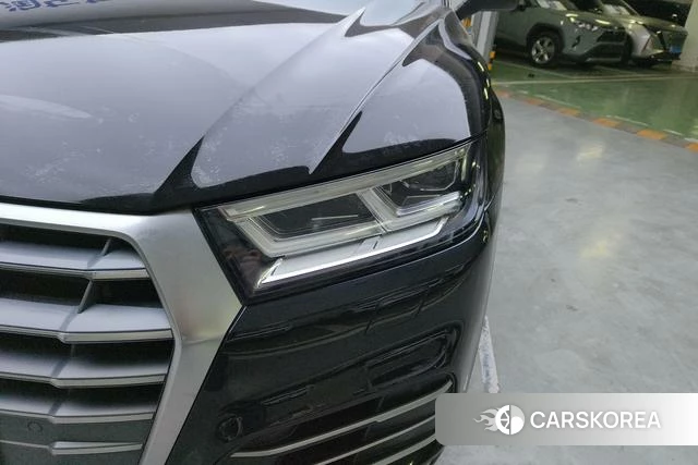 Audi Q5L id 4212242 из Китая 16