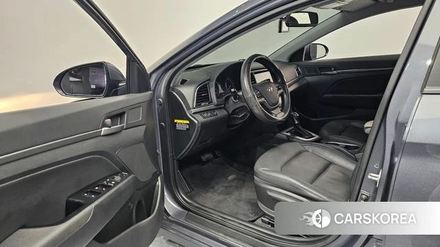 Hyundai Avante AD id 4520875 из Кореи 29