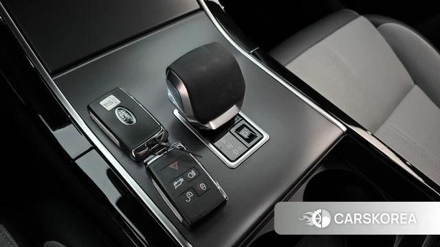 Land Rover Range Rover Velar id 4342494 из Кореи 33