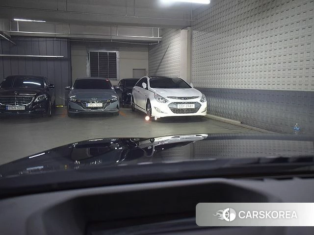 BMW 5 Series (G30) id 3872177 из Кореи 19