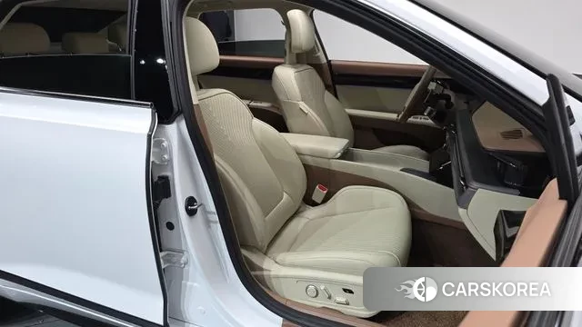 Hyundai Grandeur Hybrid (GN7) id 3047717 из Кореи 19
