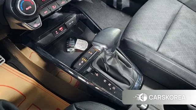 Kia Stonic id 3607712 из Кореи 19