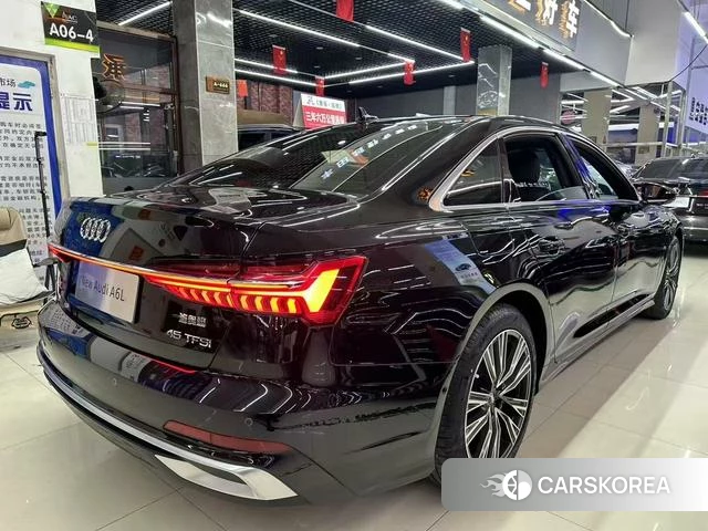 Audi A6L id 4258689 из Китая 9
