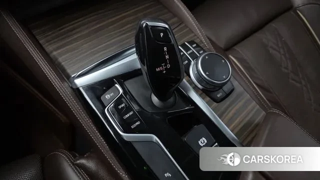 BMW 5 Series (G30) id 3761207 из Кореи 19