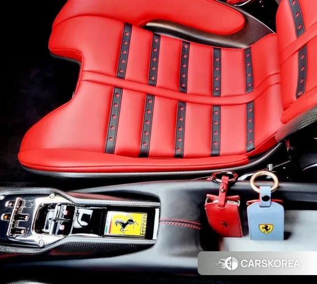 Ferrari 296 GTB id 3701284 из Кореи 17