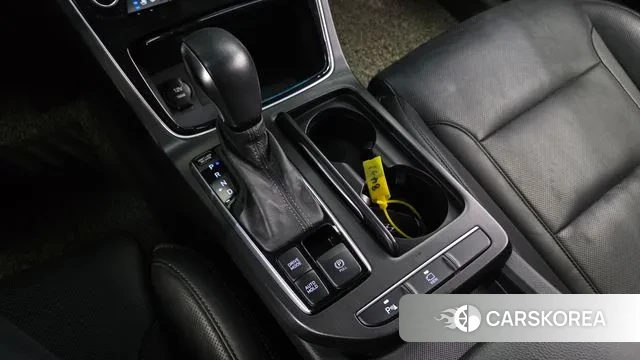 Hyundai Grandeur IG Hybrid id 3101974 из Кореи 19