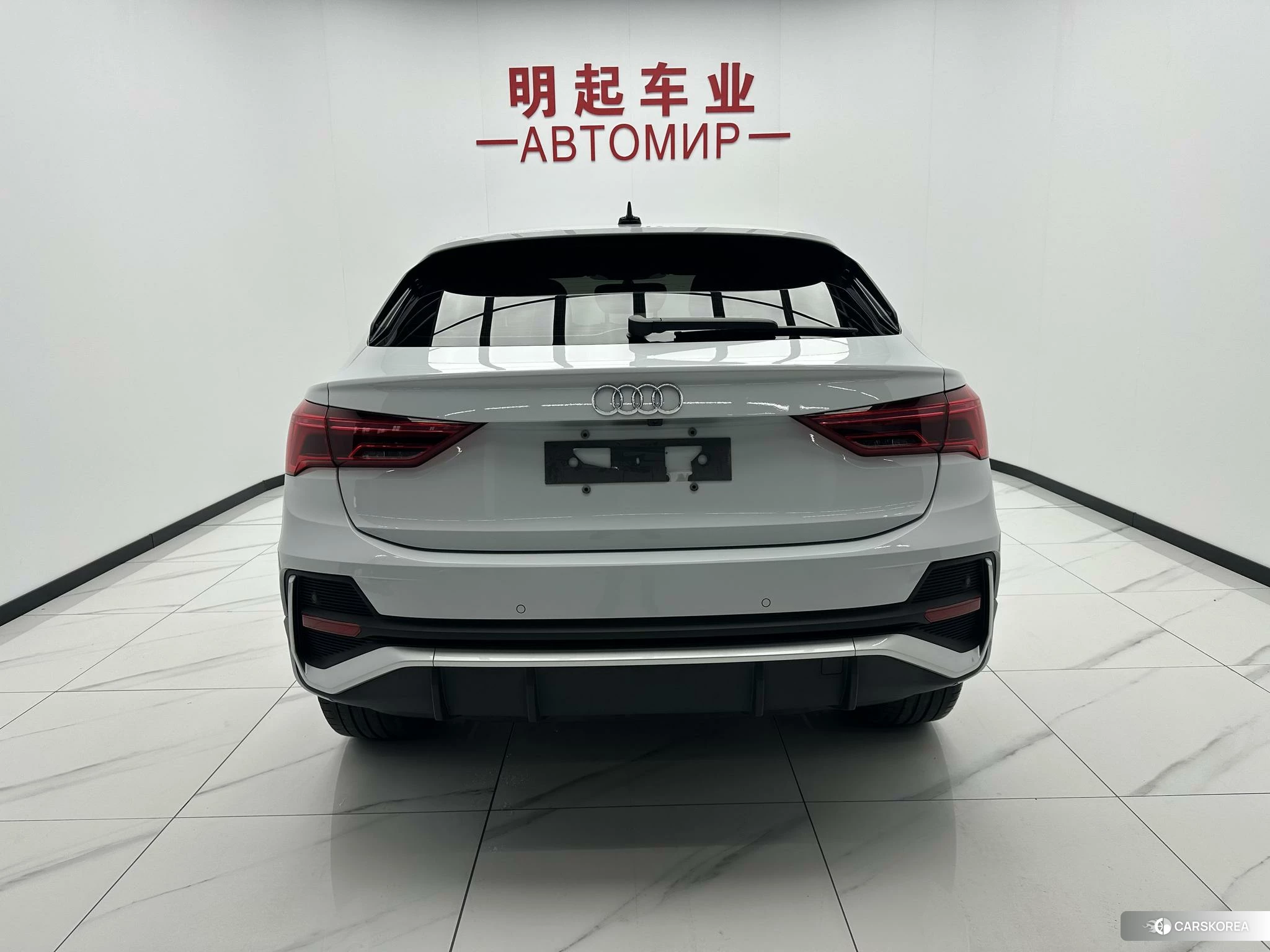 Audi Q3 Sportback id 4420356 из Китая 18