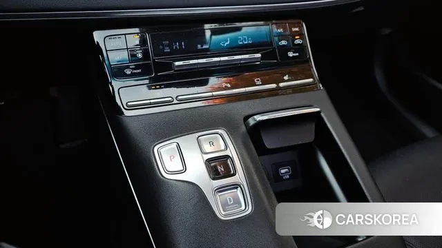 Hyundai The New Grandeur IG id 3349083 из Кореи 19