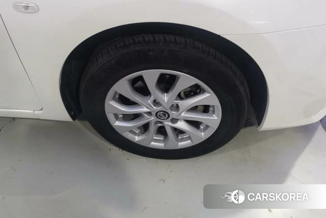 Nissan Xuan Yi id 4258305 из Китая 16
