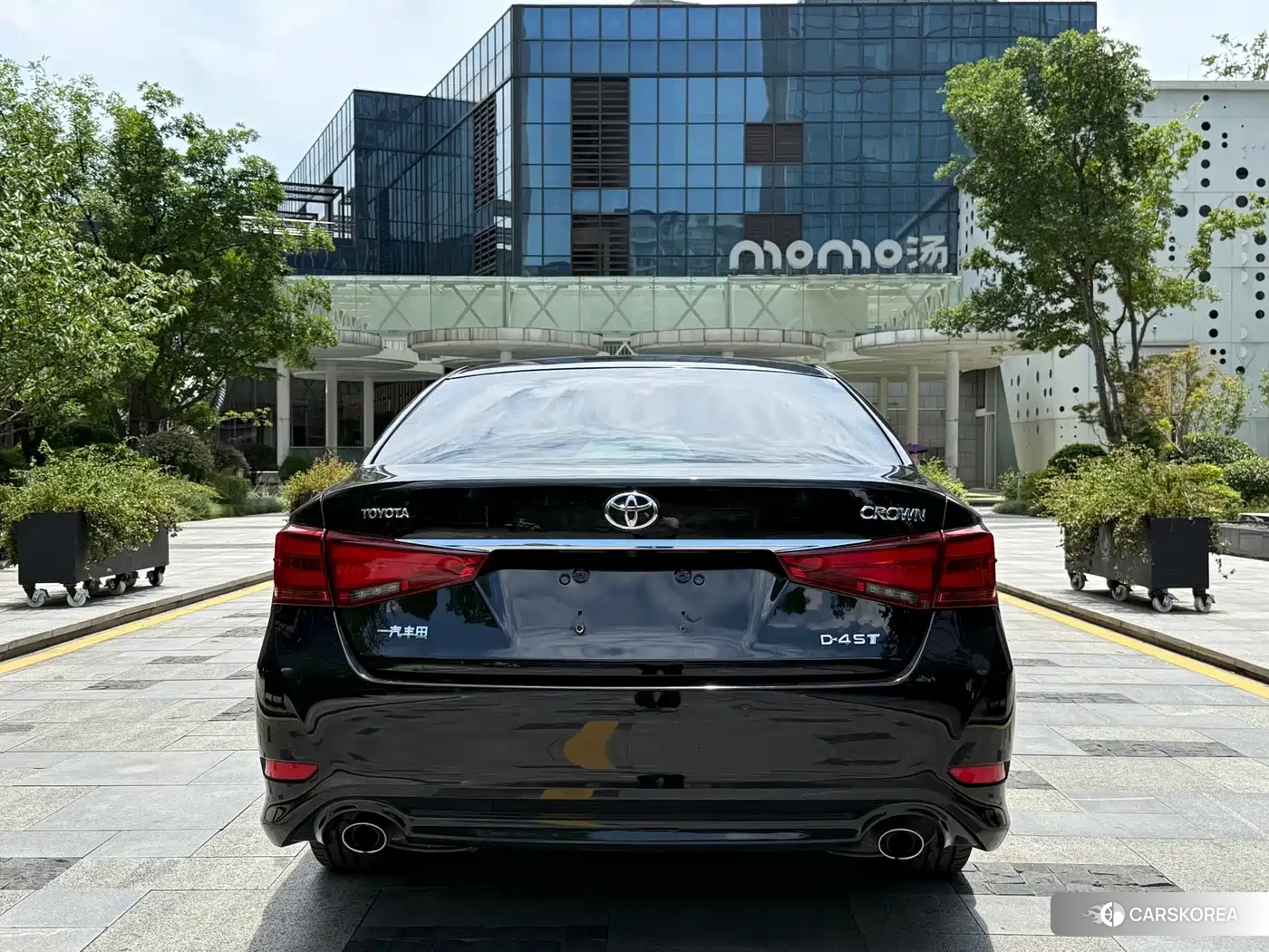 Toyota Crown id 4607168 из Китая 9