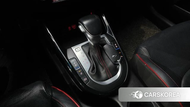 Kia Come New K3 id 3942329 из Кореи 19