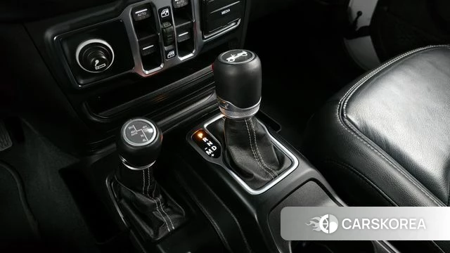 Jeep Wrangler (JL) id 3893609 из Кореи 19