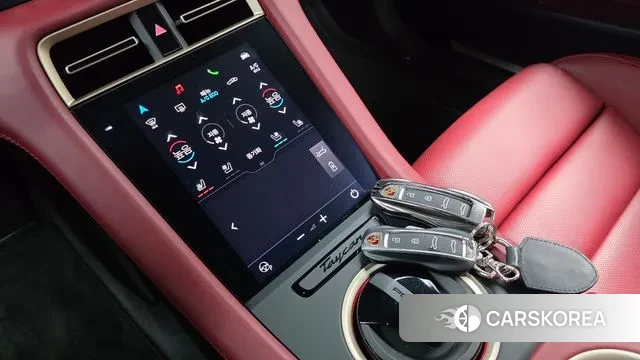 Porsche Taycan id 3639868 из Кореи 19