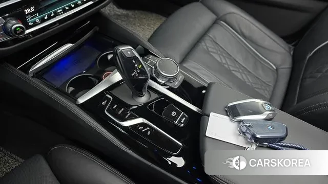 BMW 5 Series (G30) id 3555549 из Кореи 19