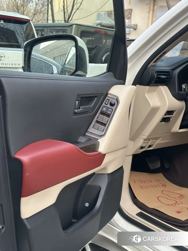 Toyota Land Cruiser (imported) id 4301054 из Китая 12