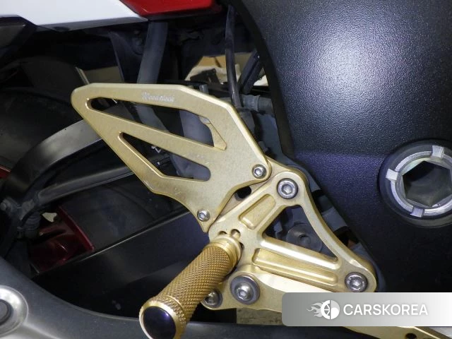 Suzuki GSX1300R HAYABUSA id 3947709 из Японии 31