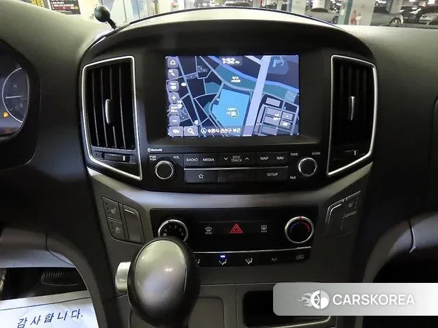 Hyundai The New Grand Starex id 3543733 из Кореи 17