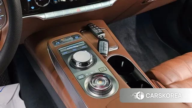 Genesis GV70 id 3697694 из Кореи 19