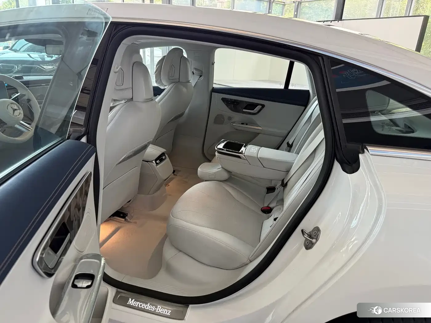 Mercedes-Benz EQE id 4628111 из Китая 14
